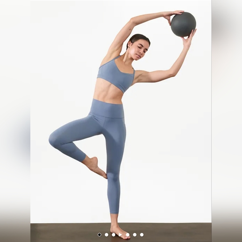 NWT Athleta Shadow Blue Salutation Stash High Rise 7/8 Legging Size Small